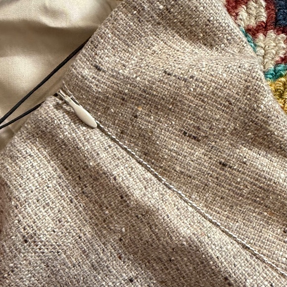 Theory Speckle Wool Skirt in Tan Size 00 - Picture 3 of 9